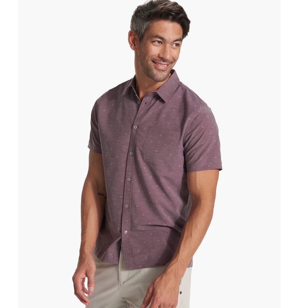 Vuori Men Short Sleeve BridgeButton Down Shirt | Size Medium